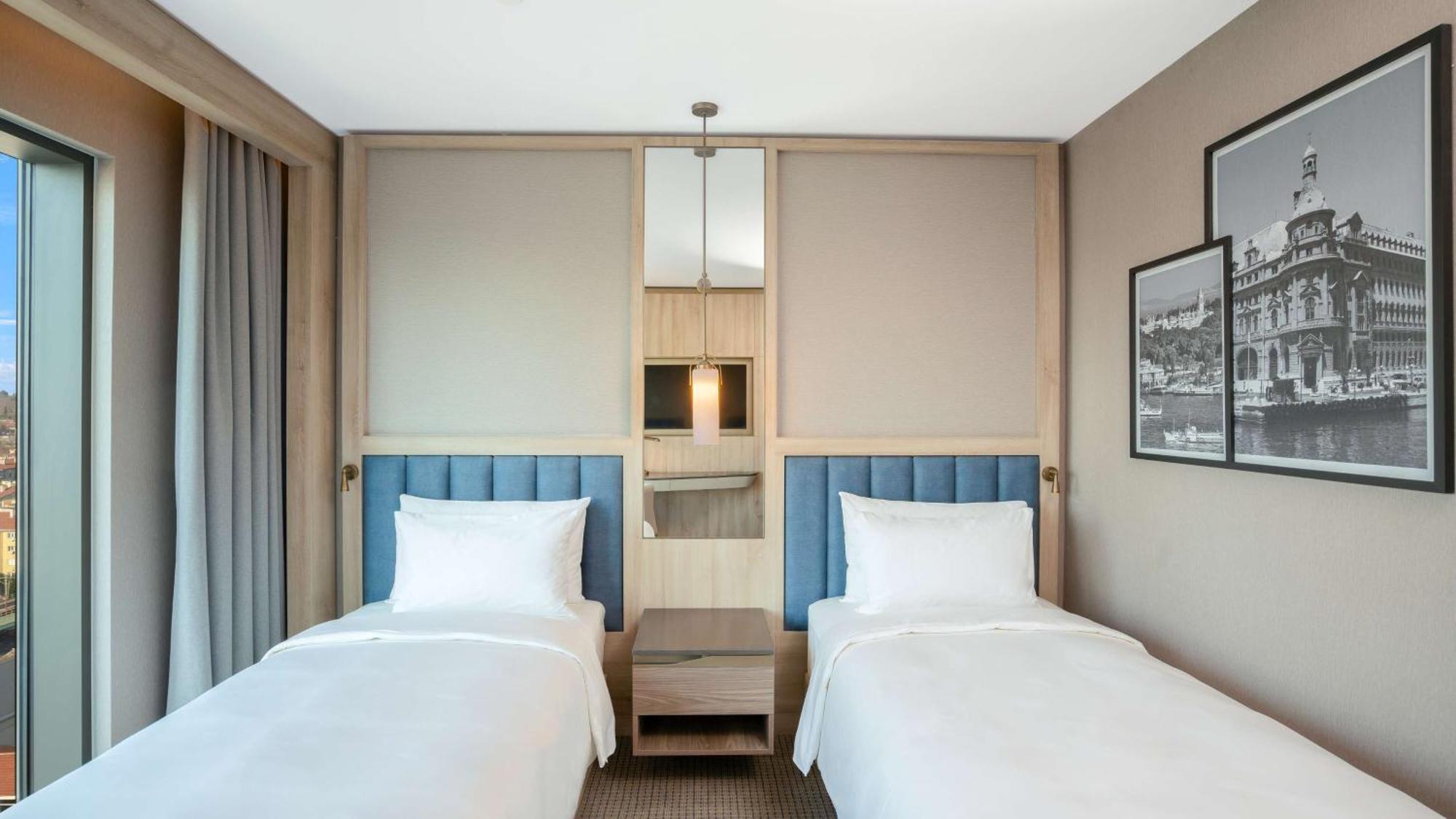 Radisson Hotel Istanbul Merter Ngoại thất bức ảnh