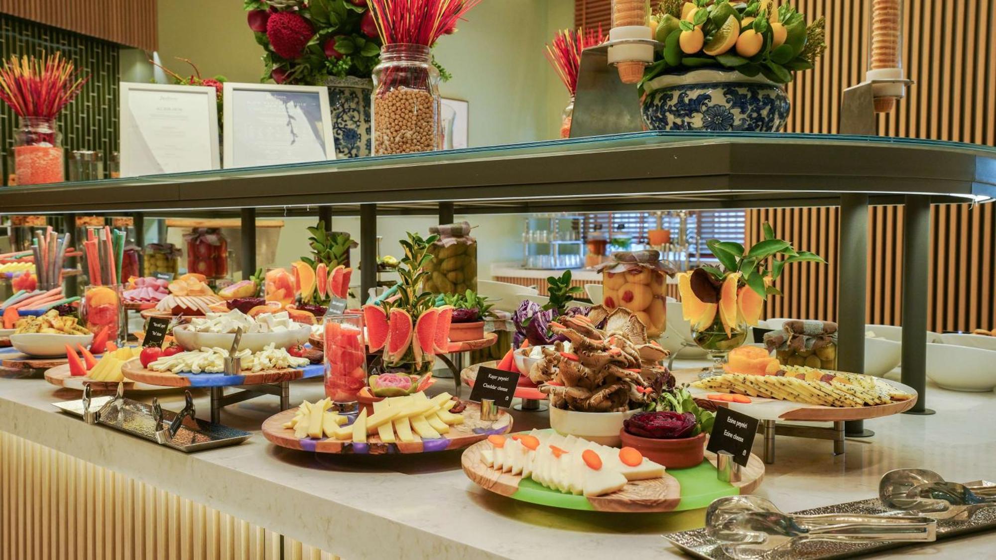Radisson Hotel Istanbul Merter Ngoại thất bức ảnh